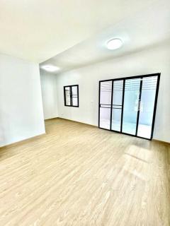 ขายด่วยทาวน์เฮ้าส์เดอะคอนเนคสุวรรณภูมิ2บ้านหลังมุมติดสวน (N.1269)-202408141229111723613351016.jpg