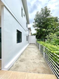 ขายด่วยทาวน์เฮ้าส์เดอะคอนเนคสุวรรณภูมิ2บ้านหลังมุมติดสวน (N.1269)-202408141229121723613352641.jpg