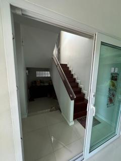 ให้เช่าบ้านตกแต่งพร้อมอยู่ในซอยปรีดี 26 ถนนสุขุมวิท 71-202408261153051724647985922.jpg