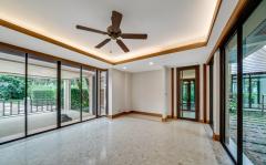 NTG 199 ขาย บ้านเดี่ยว บ้านไม้ล้อมเรือน พร้อมแอร์ทั้งหลัง มีสระว่ายน้ำส่วนตัว ติดสวนหลวง ร.9บ้านสวย ทำเลดี ราคาต่อรองได้อีก-202408272304491724774689757.jpg