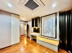 ขายบ้าน ทาวน์โฮมหลังใหญ่ SPACE TOWNHOME (ลาดพร้าว – เหม่งจ๋าย) 4 นอน built-in ใหม่ทั้งหลัง 4 ชั้น 31 ตรว-202408291118301724905110852.jpg