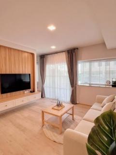 NTG254 ให้เช่า ทาวน์โฮม : อินดี้ บางนา กม.7 (2) เฟอร์ครบพร้อมอยู่  ตกแต่งสวยงาม ใกล้ เมกะ บางนา-202408302355271725036927159.jpg
