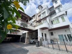 ให้เช่าtropicalpoolvilla โครงการบุษราคัมเพลส ซอยวิภาวดี20แยก18 (N.1341)