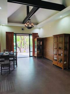 ขายบ้านสไตล์ล้านนา รีสอร์ท บนพื้นที่เกือบ 2 ไร่ ท่ามกลางธรรมชาติ อำเภอหางดง-202409121656551726135015165.jpg