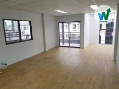 รหัสทรัพย์สิน : RP0070   ให้เช่า อาคารพาณิชย์ ซอยนวลจันทร์ 31 ถนนเลียบทางด่วนเอกมัย-รามอินทรา 4 ชั้นครึ่ง ออฟฟิศที่ทำเลดี การเดินทางสะดวก ห่างจากปากซอยนวลจันทร์ 50 เมตร ห่างจากเลียบด่วน 400 เมตร เนื้อที่ 32 ตร.ว. พื้นที่ใช้สอยประมาณ 500 ตร.ม. 5 ห้องน-202409121831151726140675774.jpg