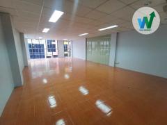 รหัสทรัพย์สิน : RP0070   ให้เช่า อาคารพาณิชย์ ซอยนวลจันทร์ 31 ถนนเลียบทางด่วนเอกมัย-รามอินทรา 4 ชั้นครึ่ง ออฟฟิศที่ทำเลดี การเดินทางสะดวก ห่างจากปากซอยนวลจันทร์ 50 เมตร ห่างจากเลียบด่วน 400 เมตร เนื้อที่ 32 ตร.ว. พื้นที่ใช้สอยประมาณ 500 ตร.ม. 5 ห้องน-202409121831171726140677089.jpg