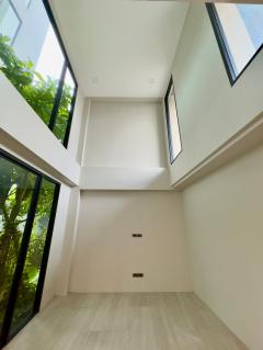 ขายPenthouses ระดับ LUXURYหนึ่งเดียวในโชคชัย 4 หรูหราด้วยวัสดุเกรดพรีเมี่ยมทั้งหลัง-202409181324391726640679989.jpg