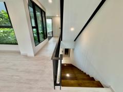 ขายPenthouses ระดับ LUXURYหนึ่งเดียวในโชคชัย 4 หรูหราด้วยวัสดุเกรดพรีเมี่ยมทั้งหลัง-202409181324451726640685440.jpg