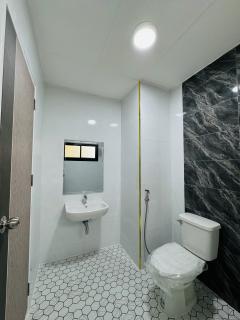 คอนโดบ้านสวนลลนา 2 นอน 1 น้ำ  พื้นที่ 57.79 ตร.ม ชั้น 2 ตึก11b  จามจุรี เฉลิมพระเกียรติร.9 ซ.28 แขวงดอกไม้ เขตประเวศ  กทม.-202409182228581726673338104.jpeg