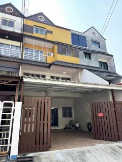 ขาย-ทาวน์โฮม-4-ชั้น-ใจกลางถนนพัฒนากา