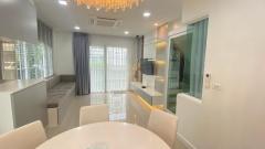 ให้เช่า บ้านเดี่ยว M545 โกลเด้น นีโอ สุขุมวิท-ลาซาล 140 ตรม 35 ตรว-202409271543061727426586850.jpg