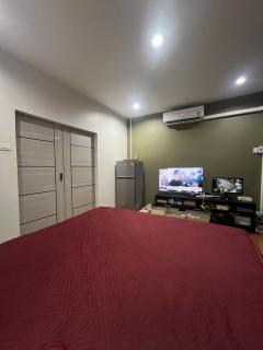 ขาย อาคารพาณิชย์ 3.5 ชั้น 22 ตร.ว  เฟอร์ครบ พร้อมอยู่ ซอยเพชรเกษม 63 *ต่ำกว่าราคาประเมิน*-202410021939291727872769307.jpg