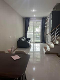 ขาย ทาวน์โฮม 2ชั้นหมู่บ้านโกลเด้นทาวน์ 3 ลาดพร้าว-เกษตรนวมินทร์ “หลังมุม“ (N.1400)-202410030930301727922630108.jpg
