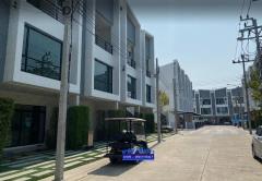 ให้เช่าทาวน์โฮมสไตล์ modern ย่านอุดมสุข - สุขุมวิท  ทำเลดี  ⭐️⭐️  -202410042119111728051551403.jpg