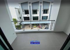 ให้เช่าทาวน์โฮมสไตล์ modern ย่านอุดมสุข - สุขุมวิท  ทำเลดี  ⭐️⭐️  -202410042119161728051556747.jpg