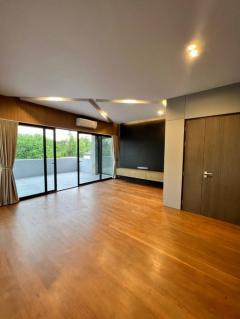 ประกาศขายบ้านเดี่ยว 3 ชั้น สไตล์โมเดิร์น สร้างใหม่ พร้อมเฟอร์นิเจอร์บิ้วอินทุกห้อง มีลิฟต์ สระว่ายน้ำ ซอยรัชดา 66 ใกล้สี่แยกวงศ์สว่าง-202410042246241728056784721.jpg