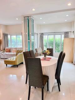 ให้เช่าบ้านเดี่ยวสุขุมวิท77 หมู่บ้านเพอร์เฟคเพลส สุขุมวิท77สุวรรณภูมิ (N.1406)-202410101342081728542528286.jpg