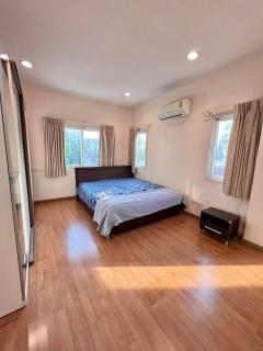 ให้เช่าบ้านเดี่ยวสุขุมวิท77 หมู่บ้านเพอร์เฟคเพลส สุขุมวิท77สุวรรณภูมิ (N.1406)-202410101342101728542530395.jpg