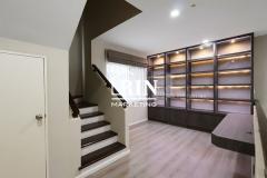 ขายถูก ทาวน์โฮม บ้านกลางเมือง วิภาวดี 64 ขนาด 20 ตรว. พื้นที่ใช้สอย 189 ตรม. สภาพดีมาก ตั้งอยู่ที่ ซอยวิภาวดีรังสิต 64 แยก 13 แขวงตลาดบางเขน เขตหลักสี่ กรุงเทพฯ. บ้านพร้อมเข้าอยู่  ทำเลดีมาก-202410141558311728896311876.jpg