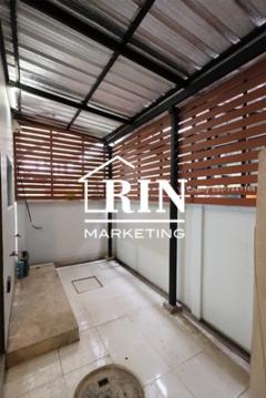 ขายถูก ทาวน์โฮม บ้านกลางเมือง วิภาวดี 64 ขนาด 20 ตรว. พื้นที่ใช้สอย 189 ตรม. สภาพดีมาก ตั้งอยู่ที่ ซอยวิภาวดีรังสิต 64 แยก 13 แขวงตลาดบางเขน เขตหลักสี่ กรุงเทพฯ. บ้านพร้อมเข้าอยู่  ทำเลดีมาก-202410141558421728896322176.jpg