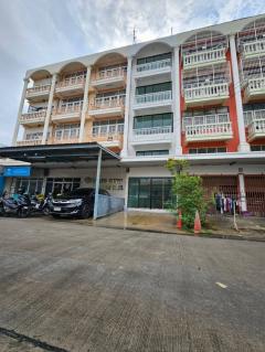 ขาย ด่วน  อาคารพาณิชย์ 4.5 ชั้น 21.3 ตรว ซอยลาดพร้าว 106 รีโนเวทใหม่ ใกล้ BTS สถานีลาดพร้าว 83 ใกล้บิ๊กซีลาดพร้าว-202410142145401728917140630.jpg