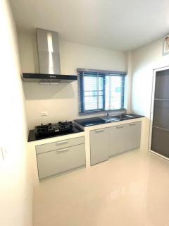 ให้เช่า บ้านเดี่ยว เซนโทร บางนา เพียง 5 นาที ถึง MEGA บางนา 3 นอน ใกล้สวน-202410151456501728979010324.jpg