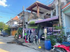 หมู่บ้าน แพรมาพร รังสิต คลอง 4 ขายด่วน ทาวน์เฮ้าส์ 2 ชั้น เนื้อที่ 18 ตร.ว ต่อเติมเต็ม ทำเลดี พร้อมอยู่