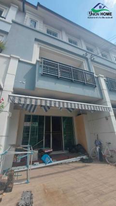 ขายทาวน์โฮม3ชั้น หมู่บ้านกลางเมือง เออบาเนียน พระราม9-วงแหวน (N.1399)