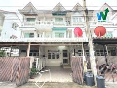 ขายด่วนทาวน์โฮม สไตล์บ้านกลางเมือง ลาดพร้าว 71 ซอย นาคนิวาส 37 แยก 1-8 ใกล้โชคชัย 4  สามารถทำบริษัทได้ ใกล้รถไฟฟ้า MRT โชคชัย 4-202410191437581729323478450.jpg