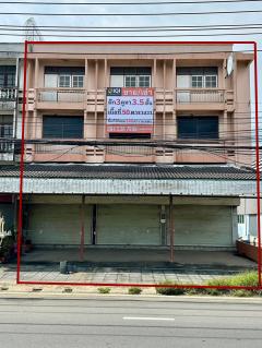 ขายตึก 3 คูหา 3.5 ชั้น ติดถนนปทุมธานี-สามโคก-เสนา แปลงมุม ใกล้สี่แยกเข้าเมืองปทุมธานี #LB122 – 000883
