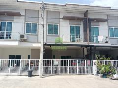 หมู่บ้านภูมิธารา ไทรน้อย นนทบุรี ขายด่วน ทาวน์โฮม 2 ชั้น เนื้อที่ 19.70 ตร.ว ทำเลดี การเดินทางสะดวก