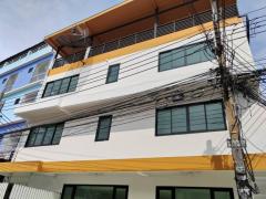 ขาย อาคาร 4 ชั้น บนถนนนวมินทร์ ทำเลดีมาก เนื้อที่ 50 ตร.วา พื้นที่ใช้สอย 420 ตร.ม. 16 ห้องนอน 17 ห้องน้ำ จอดรถได้ 3-4 คัน-202410291543371730191417180.jpg