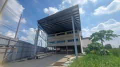 ให้เช่าที่ดินพร้อมโกดัง3ชั้น บนถนนพัฒนาการตัดใหม่ (N.1420)