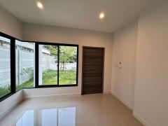 ขายบ้านแฝด บ้านใหม่หลังมุม ขนาด 42 ตรว ธนาวิลเลจ วงแหวน-ปิ่นเกล้า Thana Village บางกรวย นนทบุรี.-202411031156251730609785302.jpg