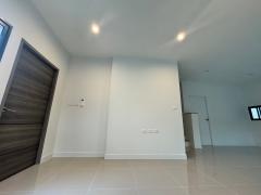 ขายบ้านแฝด บ้านใหม่หลังมุม ขนาด 42 ตรว ธนาวิลเลจ วงแหวน-ปิ่นเกล้า Thana Village บางกรวย นนทบุรี.-202411031156301730609790927.jpg