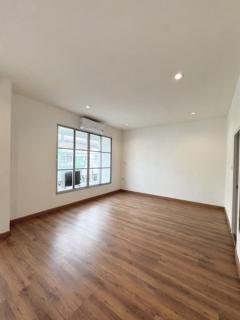 NTG586 ให้เช่า บ้านกลางเมือง ลาดพร้าว-โยธินพัฒนา  รีโนเวทใหม่หมดทั้งหลัง เหมาะอยู่อาศัยหรือทำโฮม Office  ใกล้เลียบด่วน อีสต์วิลล์-202411032202141730646134796.jpg