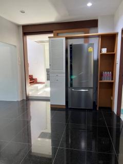 NTG601 ให้เช่า บ้านเดี่ยว เอกไพลิน ถนนศรีนครินทร์สำโรงเหนือ เฟอี์ครบพร้อมอยู่ ใกล้ ซีคอน ห้างแจ๊ส แมคโครสาขาบางนา ฟู้ดแลนด์ ศรีนครินทร์-202411041638351730713115525.jpg