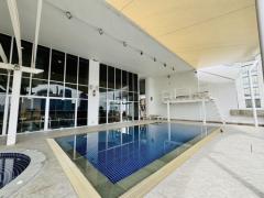 Sale-Unique-Duplex-Penthouse-with-huge-private-pool-at-Sathorn-Park-Place,-Approximate-usable-area-1