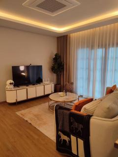 ให้เช่า บ้านเดี่ยว ตกแต่งหรู เซนโทร บางนา แปลงริม 4 นอน สวนใหญ่-202411080958491731034729412.jpg
