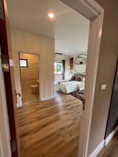 NTG669 ให้เช่า บ้านเดี่ยวเพอร์เฟค เพลส พระราม 9-กรุงเทพกรีฑาเฟอร์ครบ ใกล้สนามบินสุวรรณภุมิ โรงเรียนนานาชาติ ติดถนน กรุงเทพกรีฑาตัดใหม่-202411102133191731249199190.jpg