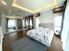 NTG670 ให้เช่า บ้านเดี่ยว เดอะ ซิตี้ บางนา พร้อมสระว่ายน้ำ เฟอร์ครบพร้อมอยู่ เดินทาง 5 นาทีถึงเมกะบางนา-202411102210481731251448675.jpg
