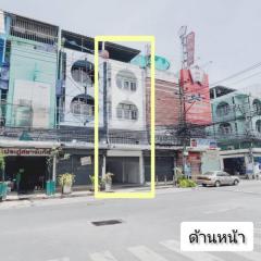 ให้เช่า อาคารพาณิชย์ 4 ชั้น ถนนเจริญกรุง (รหัสทรัพย์ 202433) แขวงบางโคล่ เขตบางคอแหลม (ใกล้ BTS สุรศักดิ์) ถ.เจริญกรุง 107 แยก 36 ถนนเจริญกรุง แขวงบางโคล่ เขตบางคอแหลม-202411141110591731557459559.jpg