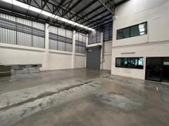 ให้เช่าสำนักงาน+โกดัง เนื้อที่ 238.4 ตร.ว. ลำลูกกา ปทุมธานี-202411181137031731904623958.jpg