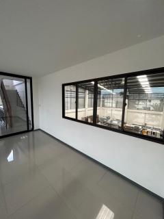 ให้เช่าสำนักงาน+โกดัง เนื้อที่ 238.4 ตร.ว. ลำลูกกา ปทุมธานี-202411181137081731904628207.jpg