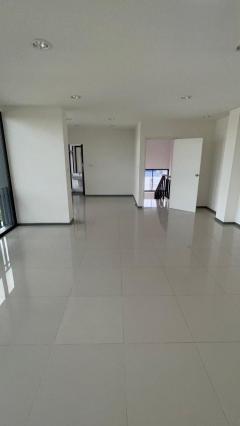 ให้เช่าสำนักงาน+โกดัง เนื้อที่ 238.4 ตร.ว. ลำลูกกา ปทุมธานี-202411181137091731904629622.jpg