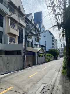 ให้เช่าโฮมออฟฟิศทองหล่อ23 สุขุมวิท55 เหมาะทำออฟฟิศ (N.1448)-202411201944241732106664881.jpg