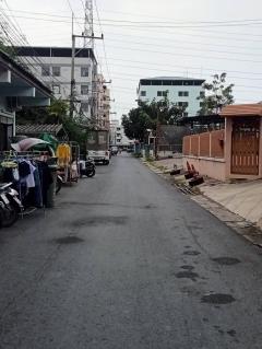 ขายที่ดินพร้อมโรงจอดรถ ติดกับสภอ.โรงพักพระอินทร์ราชา ต.เชียงรากน้อย อ.บางปะอิน จ.อยุธยา-202411231205361732338336378.jpg