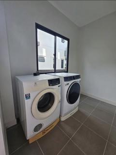 ให้เช่า บ้านเดี่ยว M661 H Cape Serene บางนา-สุขาภิบาล 2 219 ตรม 51 ตรว-202411271113361732680816369.jpg