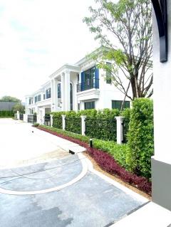 NTG766 ให้เช่า บ้านเดี่ยว เศรษฐสิริ บางนากม.10 ติดถนน บางนา-ตราด แปลงติดสวนและสระว่ายน้ำส่วนกลาง ใกล้สนามบินสุวรรณภูมิ-202411301730211732962621725.jpg
