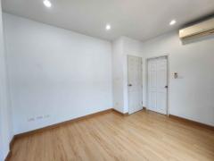 NTG777ให้เช่า ทาวน์โฮม Sarin Wiz Sukhumvit 107 : สาริน วิช สุขุมวิท 107 จดทะเบียนบริษัทได้ ใกล้สถานี BTS แบริ่ง เพียง 2 กม.-202412042212041733325124512.jpg